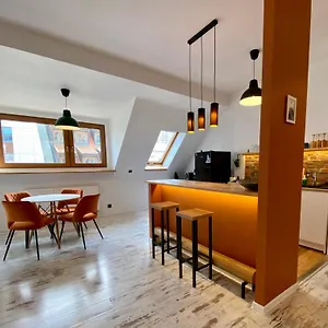 93 M2 Kino Na Dachu Rynek Apartment