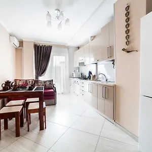 https://lviv-land.hotelslviv.net